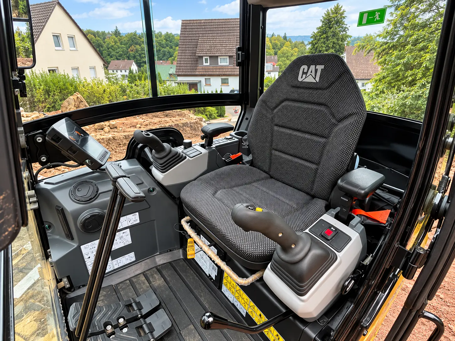 Fahrerplatz und Bedienelemente des CAT 301.8